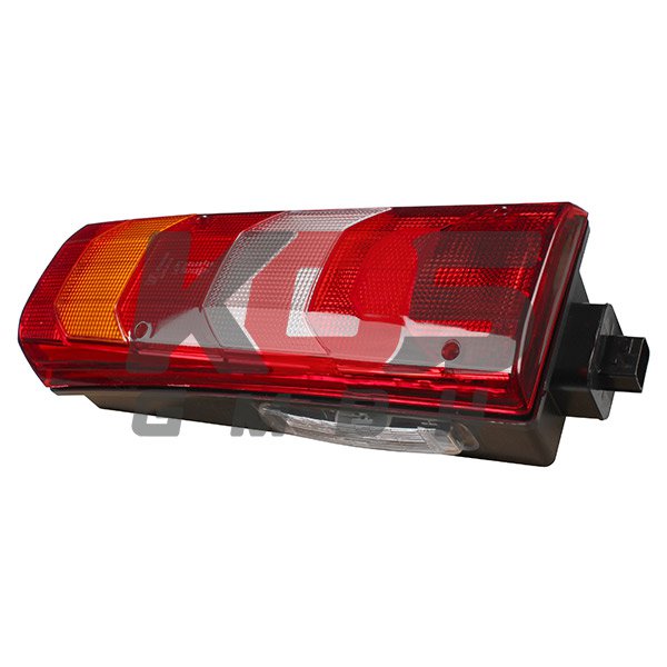 Tail Lamp (RH) With Socket - 10103196