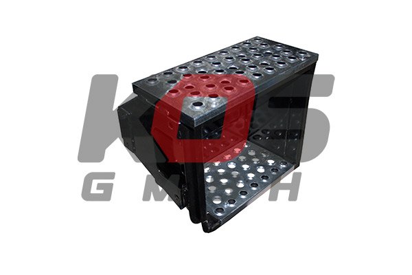 Step Housing LH  - 10102929