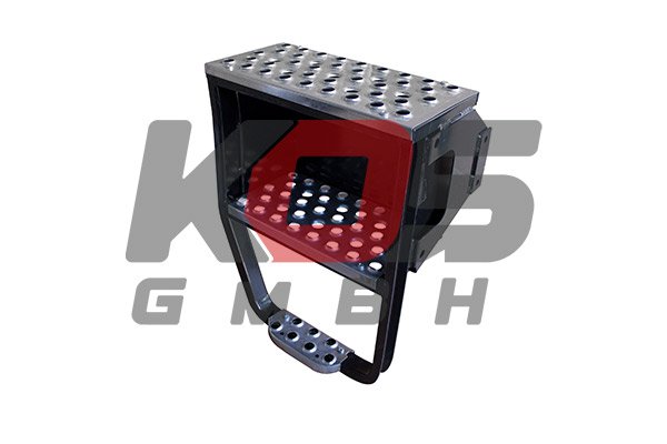 Step Housing RH  - 10102998